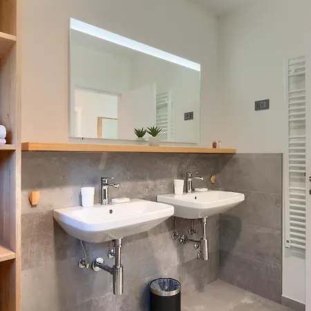 Luxury Povetica With Pool In Vizinada *