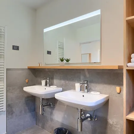 Luxury Povetica With Pool In Vizinada Lasci