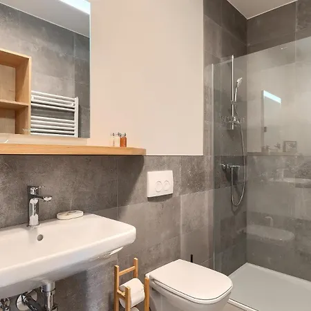Villa Luxury Povetica With Pool In Vizinada Lašći