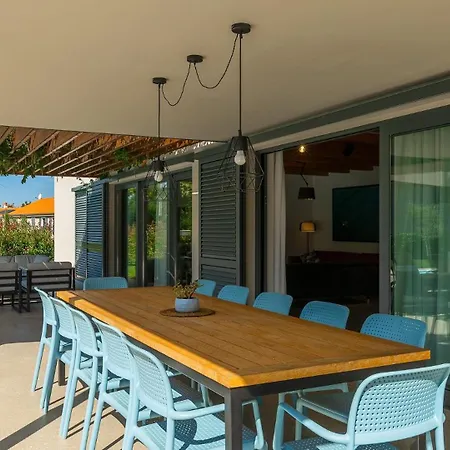 Luxury Povetica With Pool In Vizinada Villa *